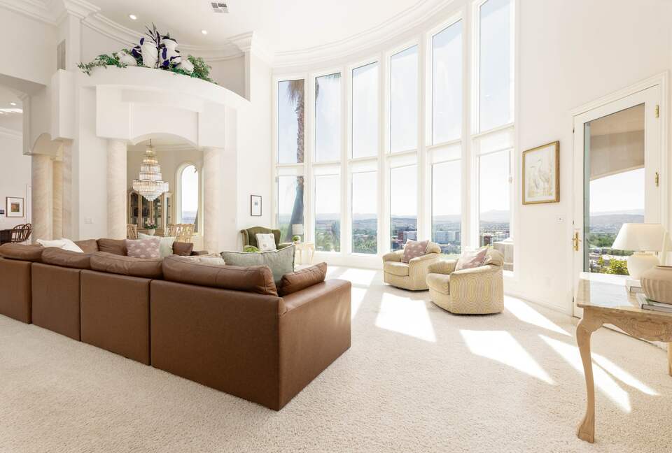 The Skyline Villa | Family Getaway Heaven - Saint George, Utah