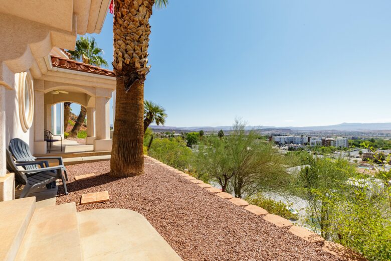 The Skyline Villa | Family Getaway Heaven - Saint George, Utah