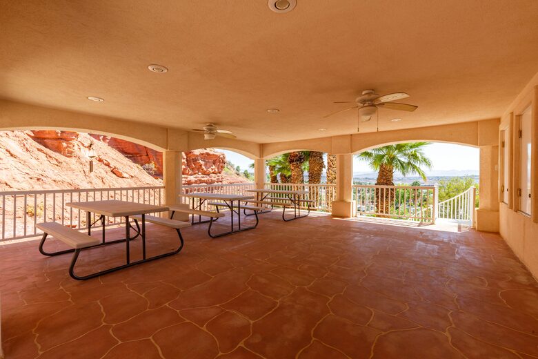 The Skyline Villa | Family Getaway Heaven - Saint George, Utah