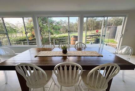 Hunter Valley Farmhouse Escape on 80 Acres - Congewai, Australia