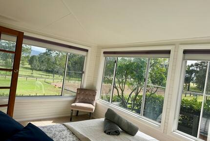 Hunter Valley Farmhouse Escape on 80 Acres - Congewai, Australia