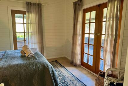 Hunter Valley Farmhouse Escape on 80 Acres - Congewai, Australia