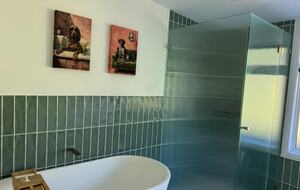 Hunter Valley Farmhouse Escape on 80 Acres - Congewai, Australia