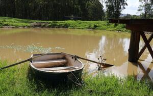 Hunter Valley Farmhouse Escape on 80 Acres - Congewai, Australia