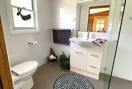 Hunter Valley Farmhouse Escape on 80 Acres - Congewai, Australia