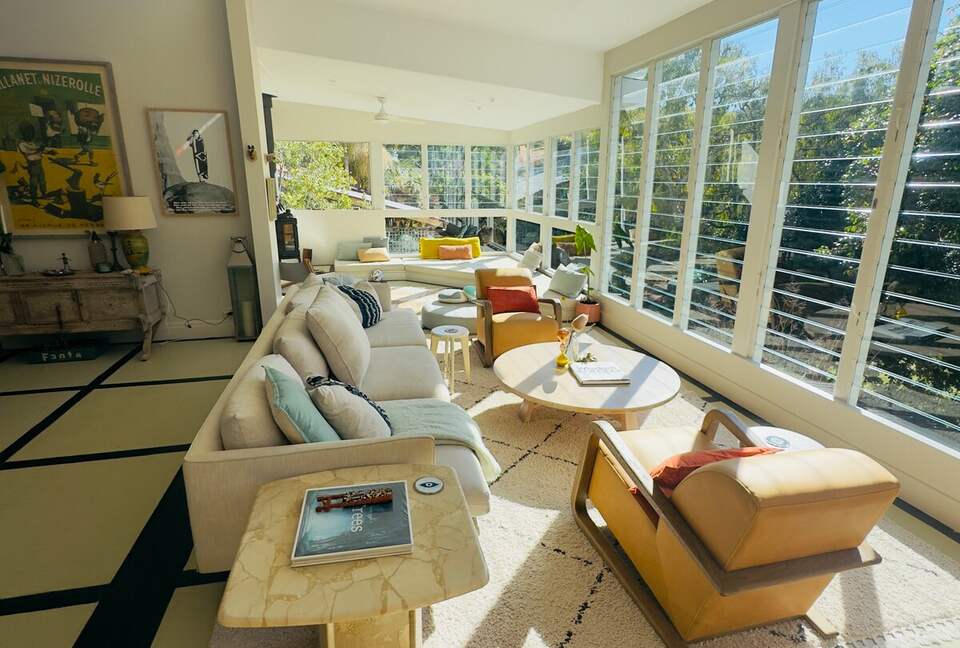 Ocean-Whisper Coastal Retreat in Sunshine Beach - Sunshine Beach, Australia