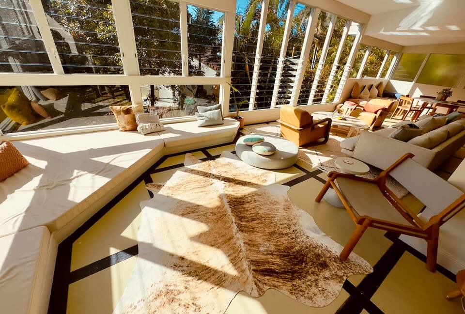 Ocean-Whisper Coastal Retreat in Sunshine Beach - Sunshine Beach, Australia