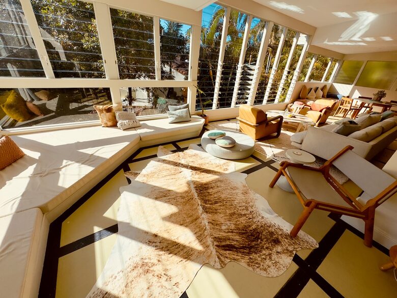 Ocean-Whisper Coastal Retreat in Sunshine Beach - Sunshine Beach, Australia