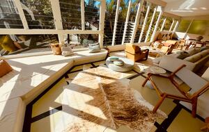 Ocean-Whisper Coastal Retreat in Sunshine Beach - Sunshine Beach, Australia