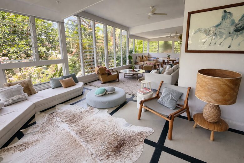 Ocean-Whisper Coastal Retreat in Sunshine Beach - Sunshine Beach, Australia