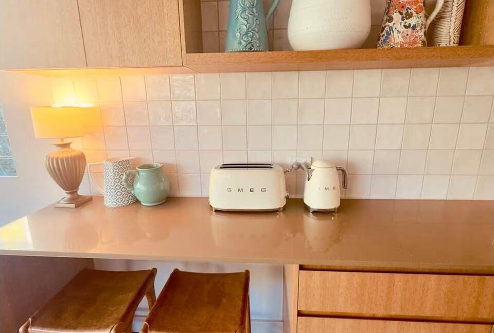 Ocean-Whisper Coastal Retreat in Sunshine Beach - Sunshine Beach, Australia