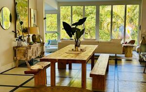 Ocean-Whisper Coastal Retreat in Sunshine Beach - Sunshine Beach, Australia