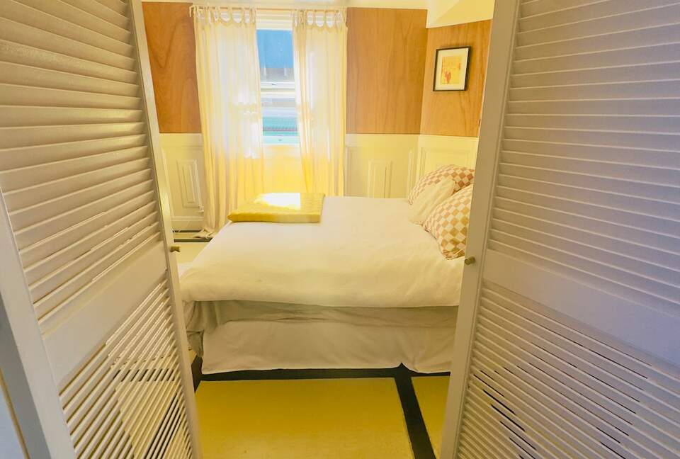 Ocean-Whisper Coastal Retreat in Sunshine Beach - Sunshine Beach, Australia