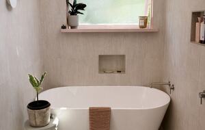 Ocean-Whisper Coastal Retreat in Sunshine Beach - Sunshine Beach, Australia