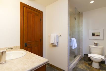 Whistler, Four Bedroom Townhouse - Whistler, Canada