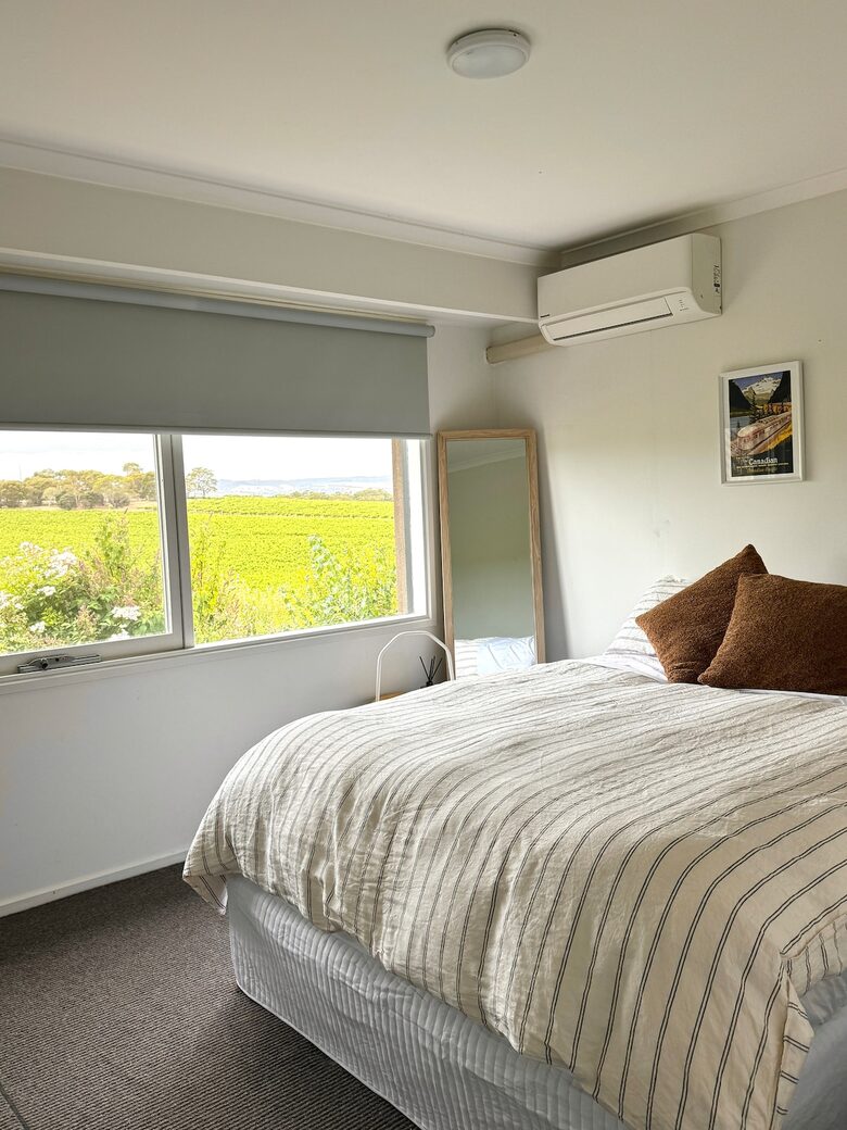 Miravino Vineyard Retreat with Sauna & Spa - McLaren Vale, Australia