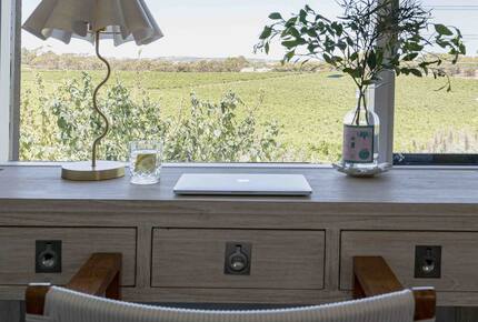 Miravino Vineyard Retreat with Sauna & Spa - McLaren Vale, Australia