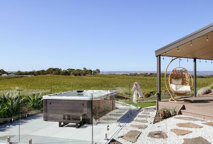 Miravino Vineyard Retreat with Sauna & Spa - McLaren Vale, Australia