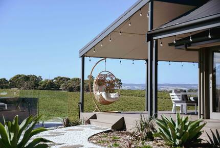 Miravino Vineyard Retreat with Sauna & Spa - McLaren Vale, Australia