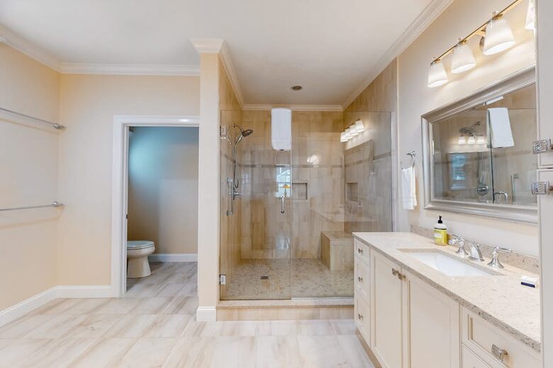 Private Pool and Pickleball Court Retreat in Mashpee’s Parkside Neighborhood - Mashpee, Massachusetts