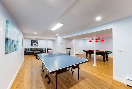 Private Pool and Pickleball Court Retreat in Mashpee’s Parkside Neighborhood - Mashpee, Massachusetts