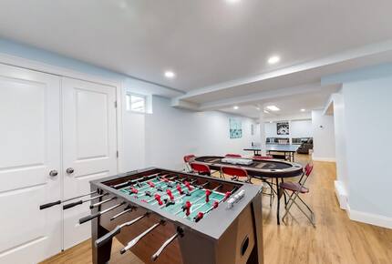 Private Pool and Pickleball Court Retreat in Mashpee’s Parkside Neighborhood - Mashpee, Massachusetts