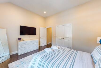 Private Pool and Pickleball Court Retreat in Mashpee’s Parkside Neighborhood - Mashpee, Massachusetts