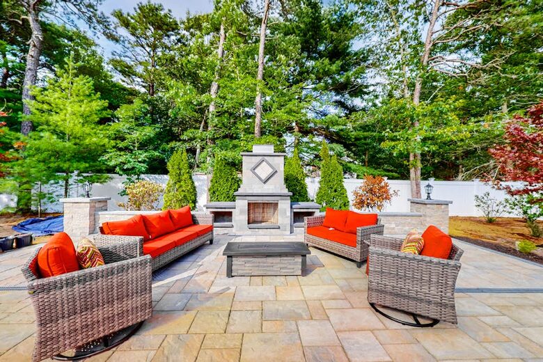 Private Pool and Pickleball Court Retreat in Mashpee’s Parkside Neighborhood - Mashpee, Massachusetts