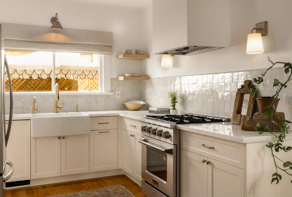 Santa Barbara Downtown Home | Walk to Public Market - Santa Barbara, California