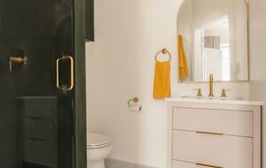 Santa Barbara Downtown Home | Walk to Public Market - Santa Barbara, California