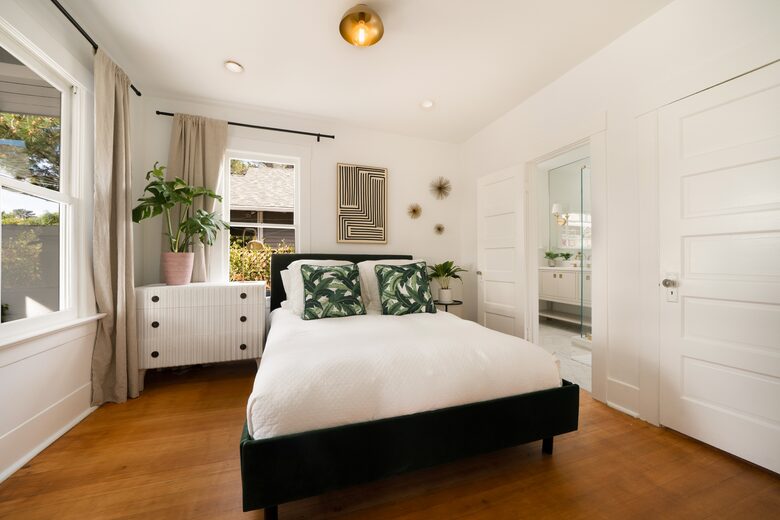 Santa Barbara Downtown Home | Walk to Public Market - Santa Barbara, California