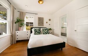 Santa Barbara Downtown Home | Walk to Public Market - Santa Barbara, California