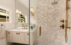 Santa Barbara Downtown Home | Walk to Public Market - Santa Barbara, California