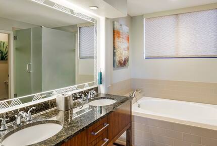 Hilton Bay Club in Hawaii | 2-Bedroom Suite - Waikoloa, Hawaii