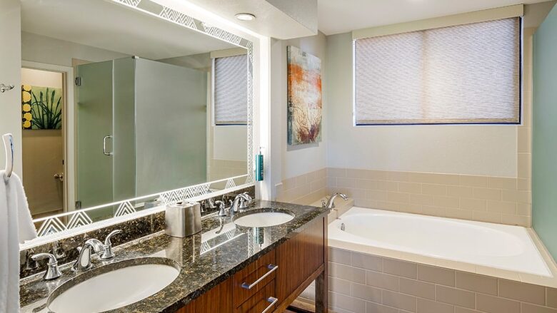 Hilton Bay Club in Hawaii | 2-Bedroom Suite - Waikoloa, Hawaii