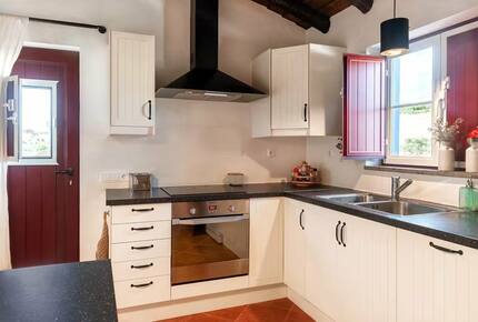 Peaceful Estate with Alqueva Views - Alandroal, Portugal