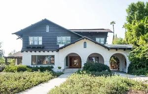 Historic 1913 Craftsman Guesthouse Near Beverly Hills Hotel - Beverly Hills, California
