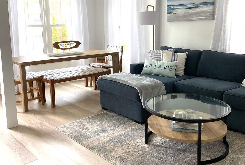 Modern York Beach Retreat | 400 Steps to Long Sands - York Beach, Maine