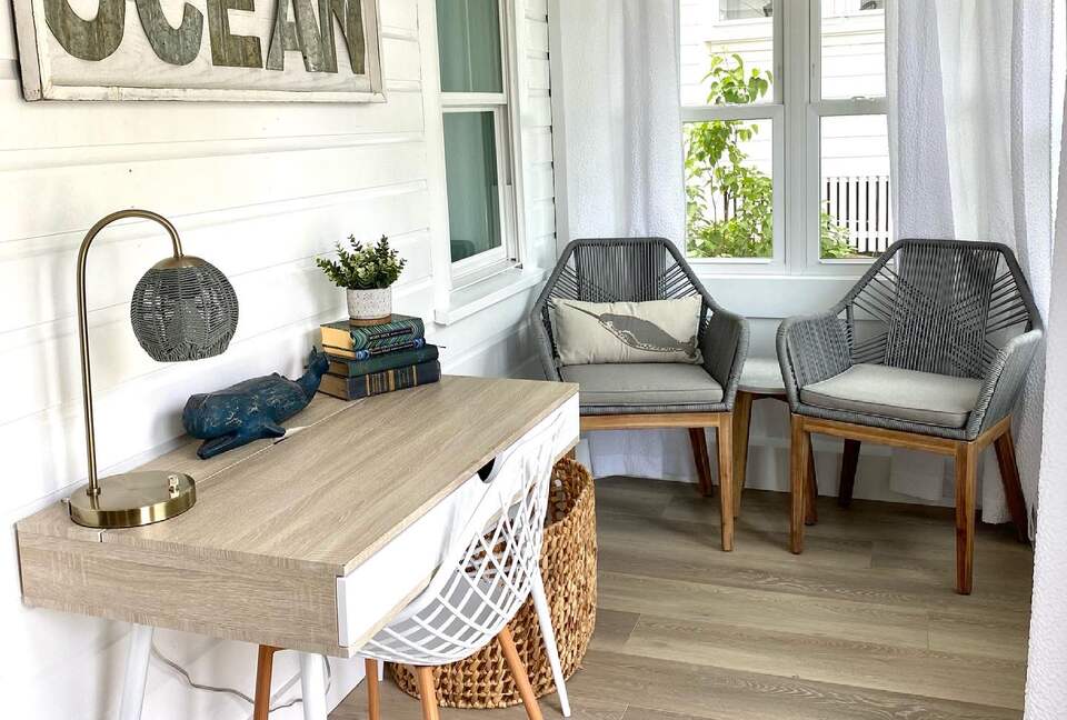 Modern York Beach Retreat | 400 Steps to Long Sands - York Beach, Maine