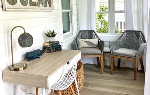 Modern York Beach Retreat | 400 Steps to Long Sands - York Beach, Maine