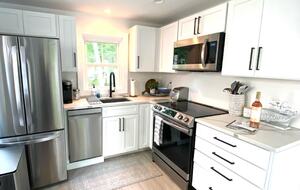 Modern York Beach Retreat | 400 Steps to Long Sands - York Beach, Maine