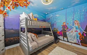 Frozen room with Elsa and Ana Tree and magical lights