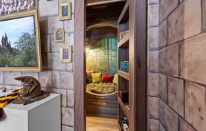 Immersive Disney Themed Retreat with Private Pool in Solterra Resort - Davenport, Florida