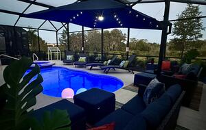 Pool and Spa Area to enjoy after a day at the parks