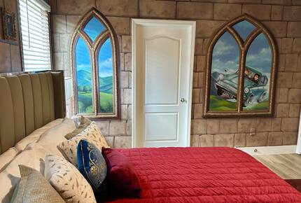 Immersive Disney Themed Retreat with Private Pool in Solterra Resort - Davenport, Florida