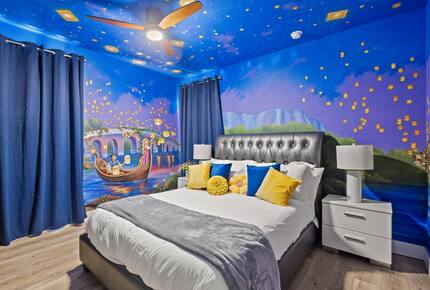 Tangled room and En-suite with Lantern Lights