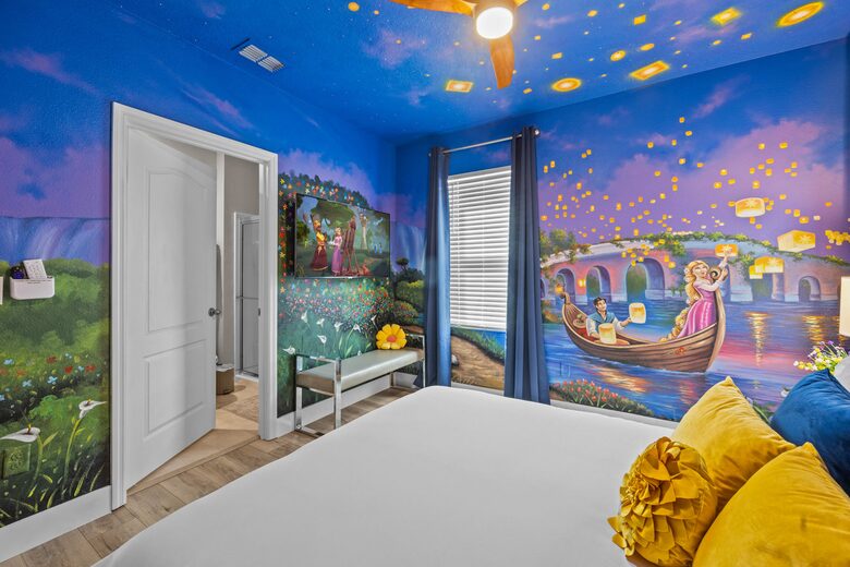 Tangled room with lantern lights