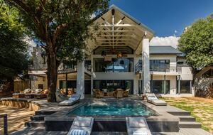 Tapologo River Lodge - Tsetsebjwe, Botswana