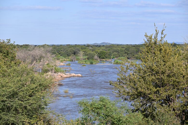 Tapologo River Lodge - Tsetsebjwe, Botswana