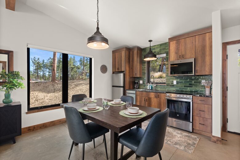 Colorado Escape Near Red Rocks & Denver - Evergreen, United States